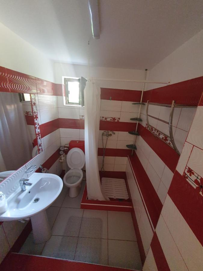 Pensiunea Novac Дурау Экстерьер фото